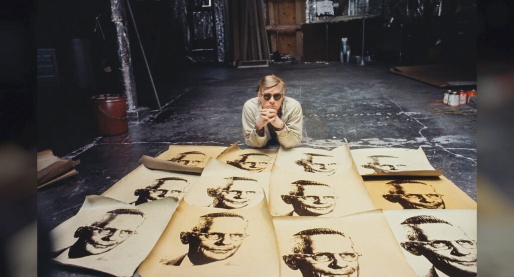 Andy Warhol em 'Um Sonho Americano' do diretor L'ubomír Ján Slivka